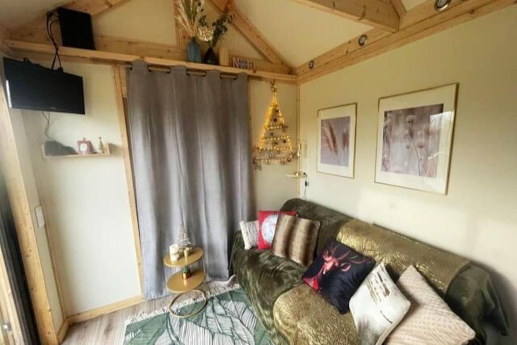 Tiny House Au Coeur Du Marais Sint-Omaars